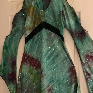 💚Green Asymmetrical Tiered Rhinestone Sundress with Bell Sleeves